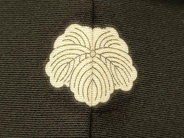 平和屋着物■豪華黒留袖　駒刺繍　鳳凰更紗花文　金彩　正絹　逸品　AABI5936fw
