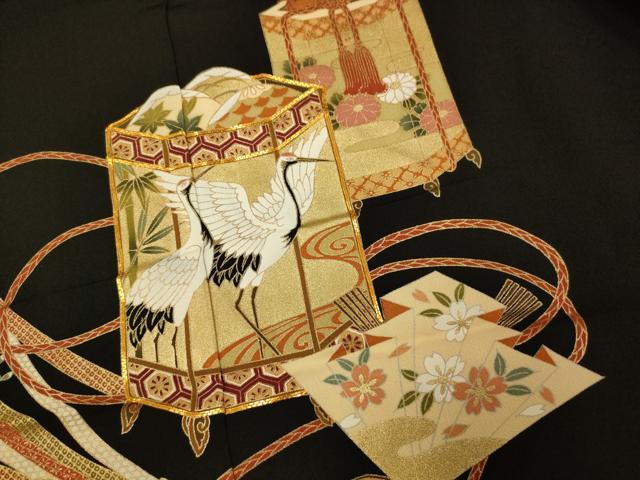 平和屋着物■豪華黒留袖　駒刺繍　花鳥貝桶文　金彩　正絹　逸品　未使用　AABI5979fw
