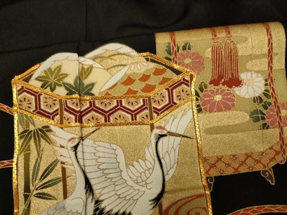平和屋着物■豪華黒留袖　駒刺繍　花鳥貝桶文　金彩　正絹　逸品　未使用　AABI5979fw