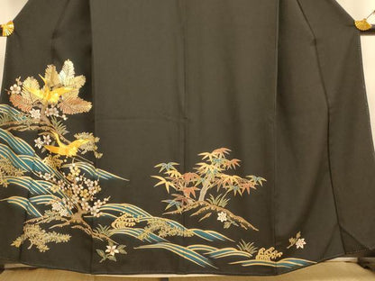 平和屋着物■豪華黒留袖　駒刺繍　松竹梅飛鶴文　金彩　正絹　逸品　AABI5984fw