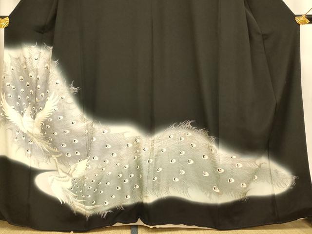 平和屋着物■豪華黒留袖　作家物　刺繍　孔雀文　暈し染め　金銀糸　銀彩　正絹　逸品　AABI5994fw