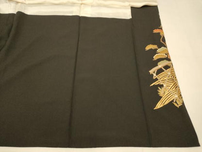 平和屋着物■豪華黒留袖　駒刺繍　御所車吉祥枝花文　金彩　正絹　逸品　AABI5996fw