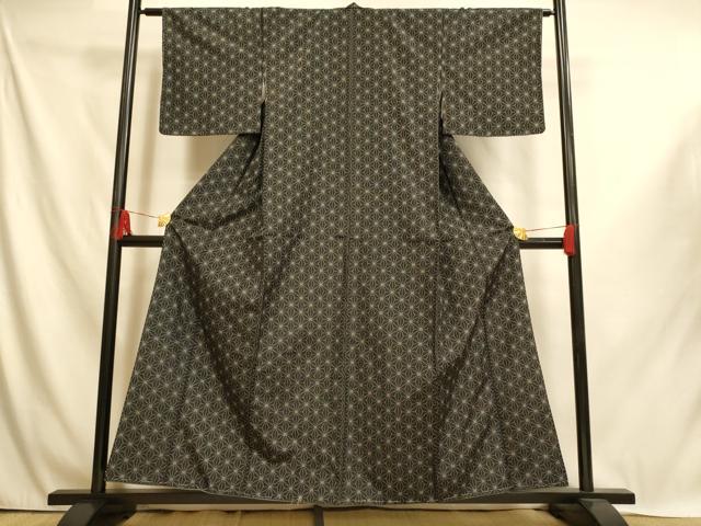 平和屋着物■上質な紬　麻の葉文様　黒地　正絹　逸品　未使用　AABI6017fw