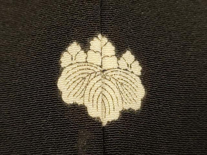 平和屋着物■豪華黒留袖 刺繍 枝花鴛鴦文 松 梅 金糸 金彩 正絹 逸品 AABI6022fw