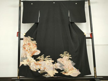 平和屋着物●豪華黒留袖　駒刺繍　飛鶴吉祥松竹梅文　金彩　正絹　逸品　AABI6086cs
