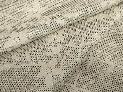 平和屋着物●本場大島紬　白大島　一元絣　枝花文　正絹　逸品　AABI6098cs