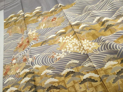 平和屋着物●豪華色留袖　駒刺繍　立波梅松文　金彩　正絹　逸品　AABI6112cs