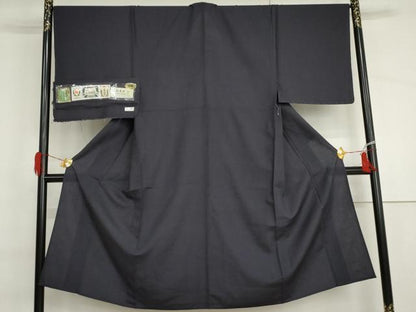 平和屋着物▽男性　十代目染匠　近江屋藤兵衛　結城紬　単衣　紅花染　色無地　鉄紺色　証紙付き　正絹　逸品　未使用　AABI6148cs