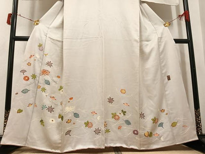 平和屋着物●訪問着　友禅　作家物　雄策　刺繍　吹き寄せ文　正絹　逸品　AABI6217ph