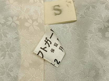 平和屋着物●豪華振袖　草花文　暈し染め　金銀彩　銀通し地　正絹　逸品　AABI6224ph