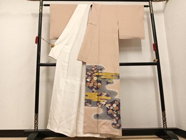 平和屋着物●創業460年・千總　色留袖　駒刺繍　エ霞草花文　暈し染め　金彩　正絹　逸品　AABI6249ph