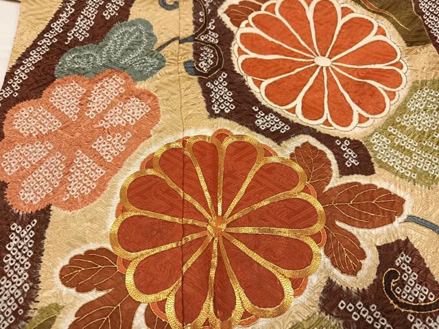 平和屋着物●豪華振袖　駒刺繍　絞り　草花文　金彩　正絹　逸品　AABI6290ph