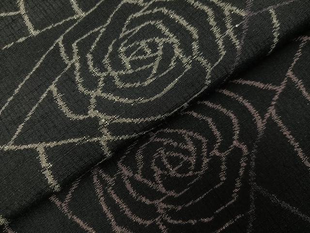 平和屋着物●上質な紬　薔薇　バラ　黒地　正絹　逸品　未使用　AABI6340ph