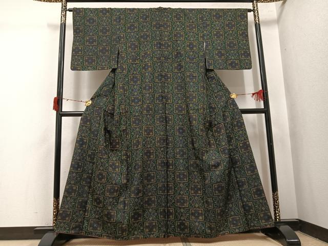 平和屋着物●本場大島紬　染大島　幾何学文様　正絹　逸品　AABI6344ph
