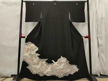 平和屋着物■豪華黒留袖　駒刺繍　飛鶴花文　正絹　逸品　AABI6435st
