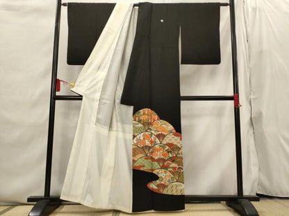 平和屋着物■豪華黒留袖　駒刺繍　吉祥青海波文　金糸　金彩　正絹　逸品　AABI6537st