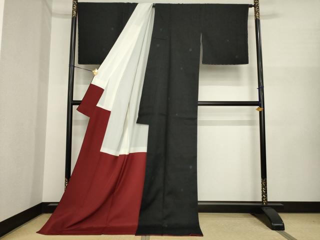 平和屋着物●本場結城紬　重要無形文化財　亀甲絣　黒地　正絹　逸品　AABI6851ck
