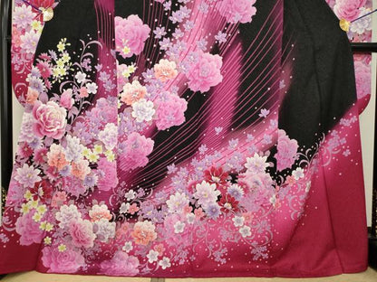 平和屋着物●豪華振袖　刺繍　花唐草文　暈し染め　銀通し地　正絹　逸品　AABI6894ck