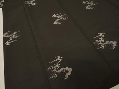 平和屋着物●本場大島紬　カタス9マルキ　地空き　雲重ね飛鳥文　正絹　逸品　AABI6956ck