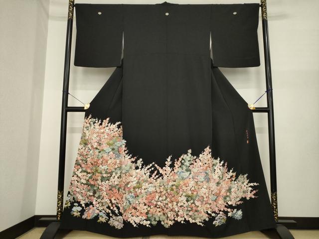 平和屋着物●豪華黒留袖　作家物　刺繍　枝花尽くし　正絹　逸品　AABI7082ck