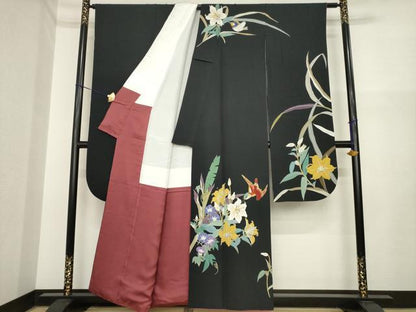 平和屋着物●二代目清次郎　手描き　振袖　草花文　黒地　正絹　逸品　AABI7096ck
