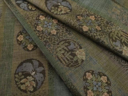 平和屋着物●本場大島紬　カタス9マルキ　花丸花蝶間道　正絹　逸品　AABI7099ck