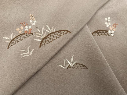 平和屋着物●訪問着　刺繍　籬草花文　正絹　逸品　AABI7330ph