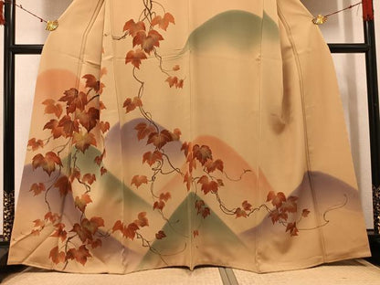 平和屋着物●訪問着　手描き　遠山蔦の葉文　暈し染め　金彩　正絹　逸品　未使用　AABI7345ph
