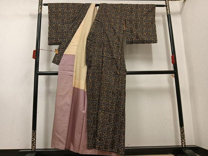 平和屋着物●本場大島紬　龍郷絣　秋名バラ　アンサンブル　正絹　逸品　AABI7367ph