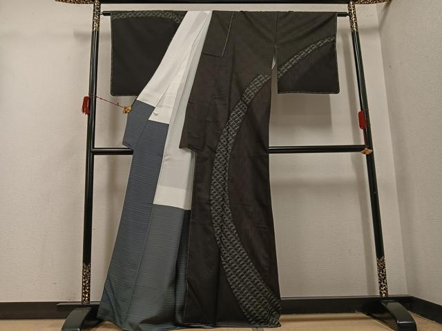 平和屋着物●本場大島紬　訪問着　刺繍　刺し子　青海波　正絹　逸品　未使用　AABI7379ph