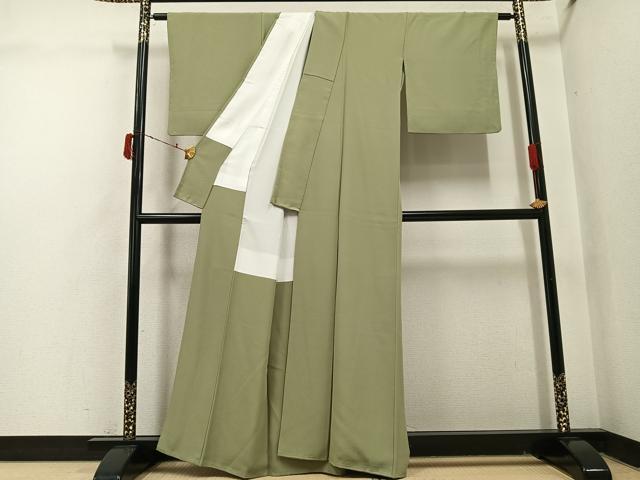 平和屋着物●上質な色無地　黄海松茶色　正絹　逸品　未使用　AABI7385ph