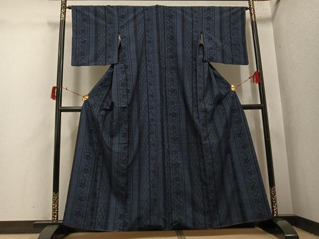 平和屋着物●結城紬　80亀甲　花唐草間道　正絹　逸品　AABI7386ph
