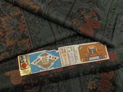 平和屋着物●本場大島紬　古代染色純泥染　一元7マルキ　草花間道　証紙付き　正絹　逸品　未使用　AABI7391ph