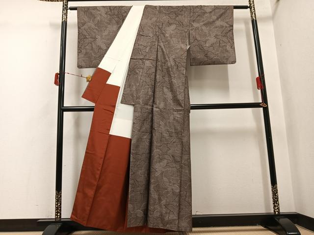 平和屋着物●本場大島紬　カタス9マルキ　群れ鶴文　正絹　逸品　AABI7394ph