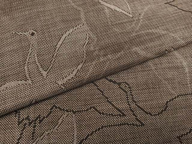 平和屋着物●本場大島紬　カタス9マルキ　群れ鶴文　正絹　逸品　AABI7394ph