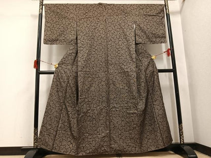 平和屋着物●本場大島紬　カタス9マルキ　唐草文　正絹　逸品　未使用　AABI7395ph