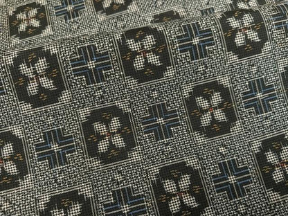 平和屋着物●本場村山大島紬　市松花文　正絹　逸品　AABI7405ph