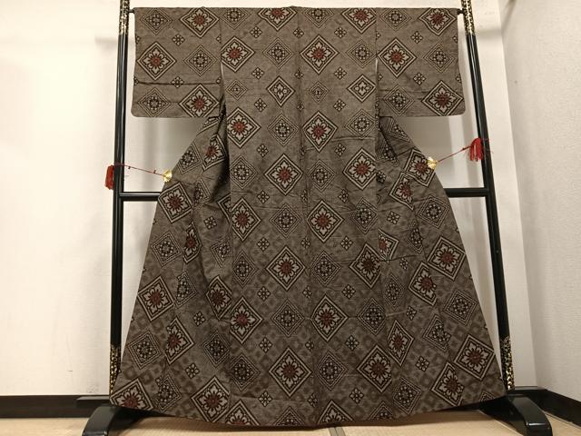 平和屋着物●本場大島紬　龍郷絣　正絹　逸品　AABI7410ph