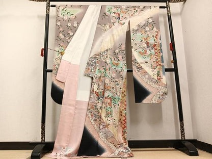 平和屋着物●豪華振袖　花蝶文　暈し染め　金銀彩　正絹　逸品　AABI7418ph