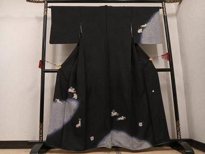 平和屋着物●訪問着　作家物　兎　黒地　正絹　逸品　AABI7419ph