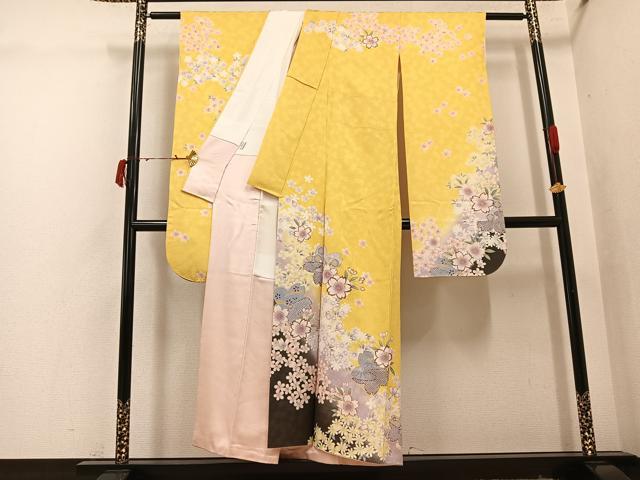 平和屋着物●豪華振袖　駒刺繍　舞花文　暈し染め　金彩　正絹　逸品　AABI7420ph