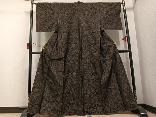 平和屋着物●本場大島紬　更紗唐草文　やまと誂製　正絹　逸品　未使用　AABI7427ph