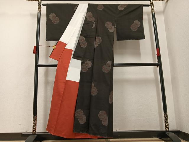 平和屋着物●本場大島紬　カタス7マルキ　地空き　雪輪重ね文　正絹　逸品　未使用　AABI7429ph