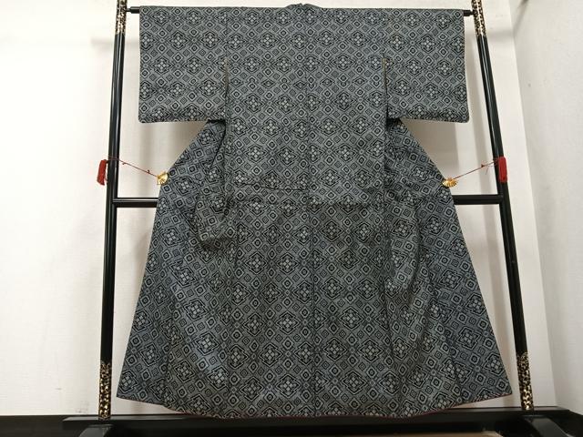 平和屋着物●本場大島紬　割込み絣　松皮菱文　正絹　逸品　AABI7430ph