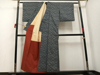 平和屋着物●本場大島紬　割込み絣　松皮菱文　正絹　逸品　AABI7430ph