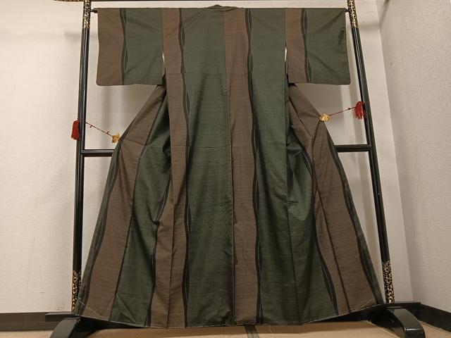 平和屋着物●本場大島紬　カタス7マルキ　間道　正絹　逸品　未使用　AABI7436ph