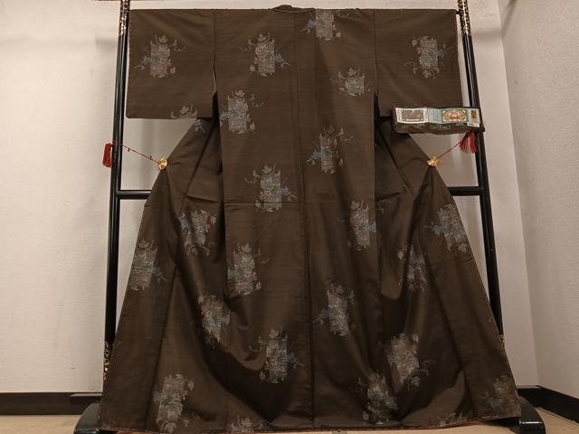 平和屋着物●本場大島紬　地空き　草花文　窪田織物謹製　まるやま扱い　証紙付き　正絹　逸品　未使用　AABI7465ph
