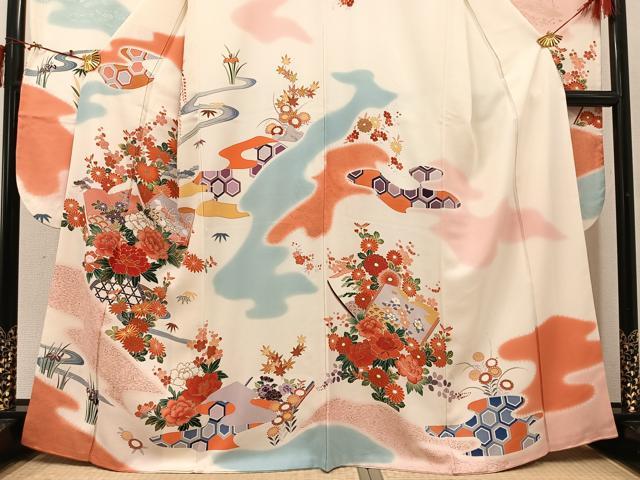 平和屋着物●豪華振袖　駒刺繍　草花冊子文　暈し染め　金彩　正絹　逸品　AABI7468ph