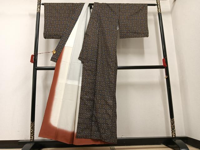 平和屋着物●本場大島紬　龍郷絣　秋名バラ　正絹　逸品　AABI7479ph