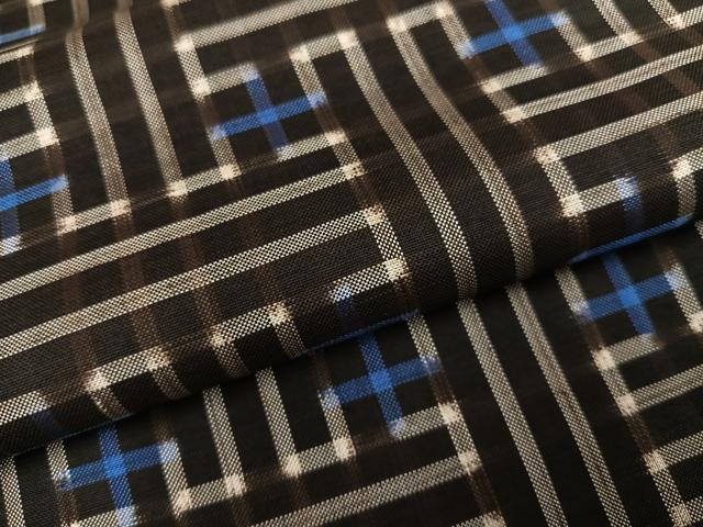 平和屋着物●本場大島紬　龍郷絣　秋名バラ　正絹　逸品　AABI7479ph